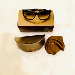 AUTHENTIC Gucci horsebit sunglasses